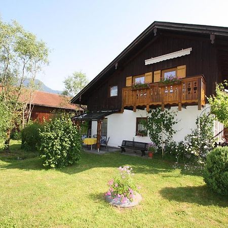 Bachbauernhof Apartment Bayerisch Gmain Ngoại thất bức ảnh